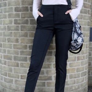 lululemon on the move pants, black, size 4